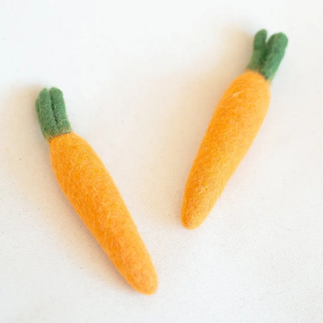 Carrot Wool Dog & Cat Toy