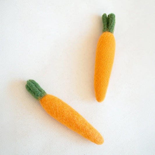 Carrot Wool Dog & Cat Toy